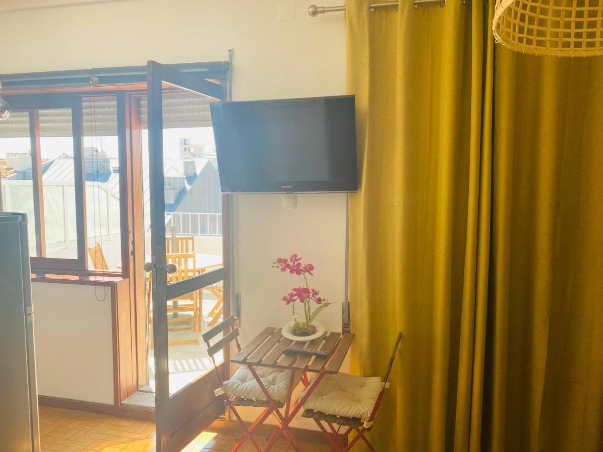 Apartamento Com Patio Na Rua Principal Da Cidade Porto Exterior photo
